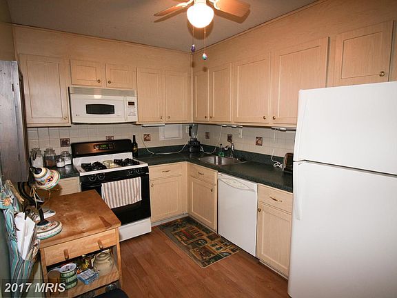 2nd image of 4600 S Four Mile Run Dr APT 401