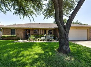 1336 Fieldstone Dr, Bedford, TX 76022