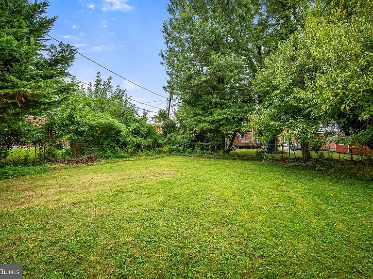 3727 Milford Ave — Photo 18