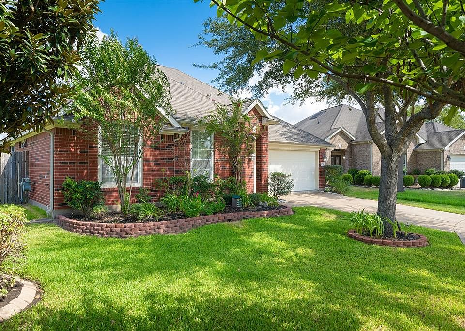 1st image of 18030 Willow Cliff Ln
