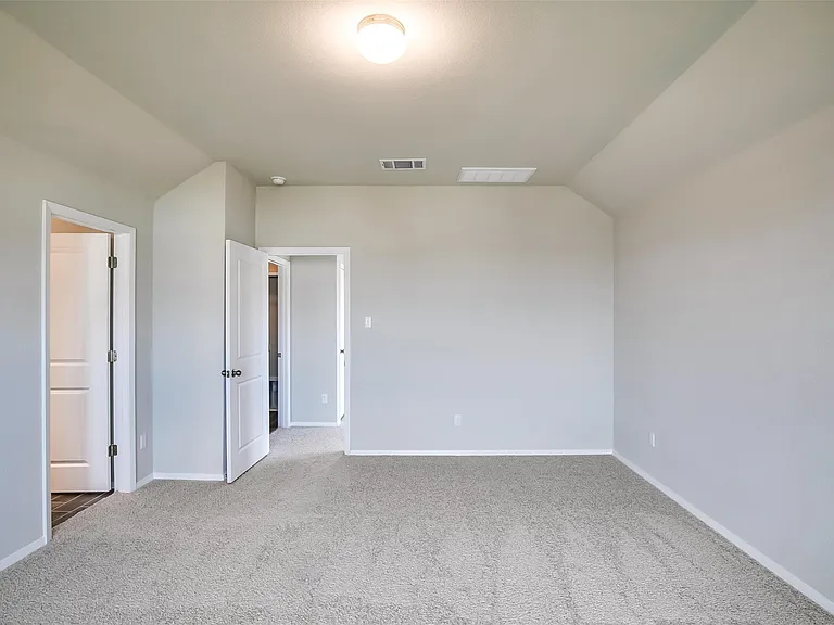212 Stein Rd — Photo 18