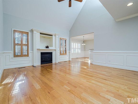 5th image of 40 Pebble Creek Dr