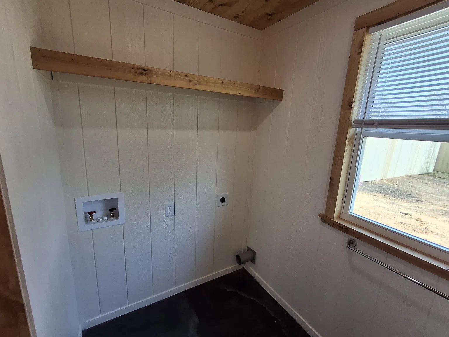 2 bed, 900 sqft, $1,150 — Photo 2