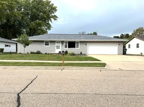 532 Willow Dr, Kaukauna, WI 54130