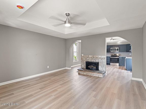 5th image of 2917 S 6th St