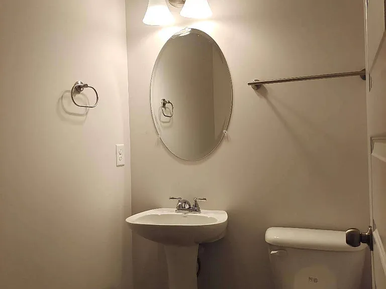 72 Professional Pl — Photo 11
