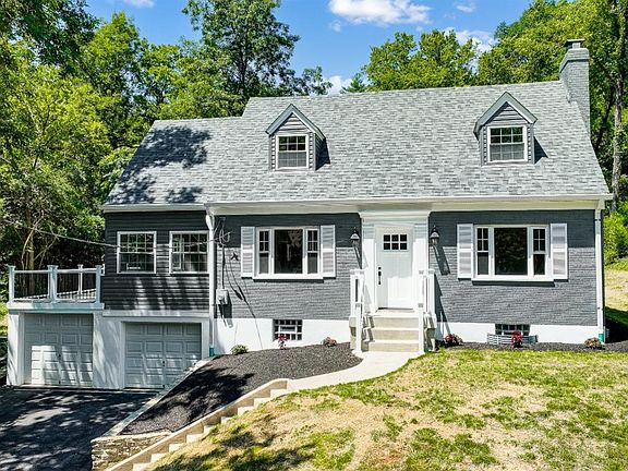 4th image of 1007 Mary Ln