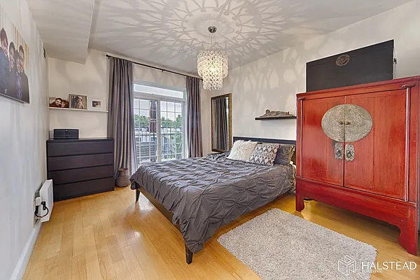 Rented by Halstead Real Estate | media 20