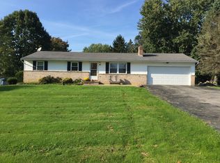 38110 Eric Dr, Lisbon, OH 44432