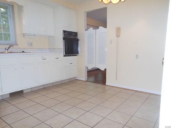5th image of 3001 Coker Dr