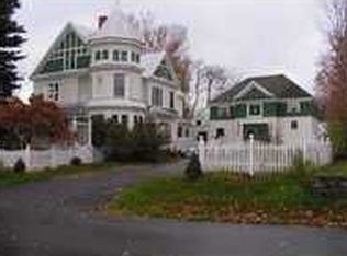 22 Mechanic St, Skowhegan, ME 04976