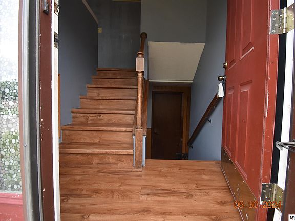 2nd image of 13620 Kenilworth St