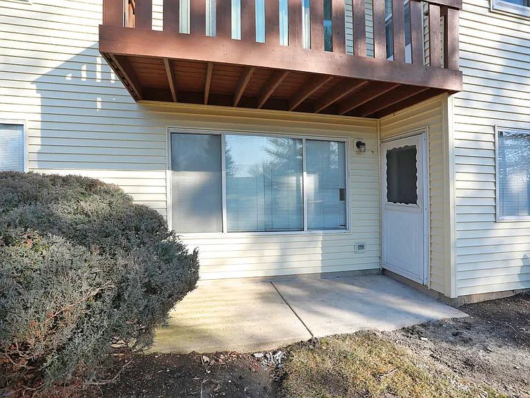 675 Greenfield Ct #D1 — Photo 20