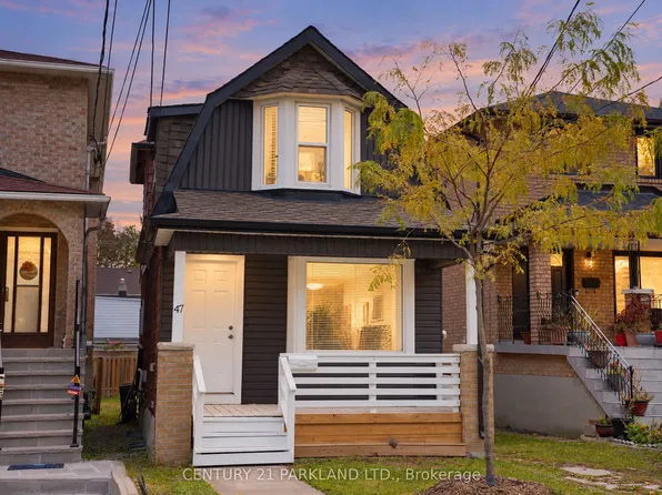 47 King Edward Ave, Toronto, ON M4C 5J5