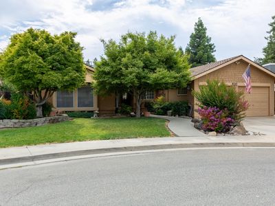 830 N Atwood Court, Visalia, CA, 93291