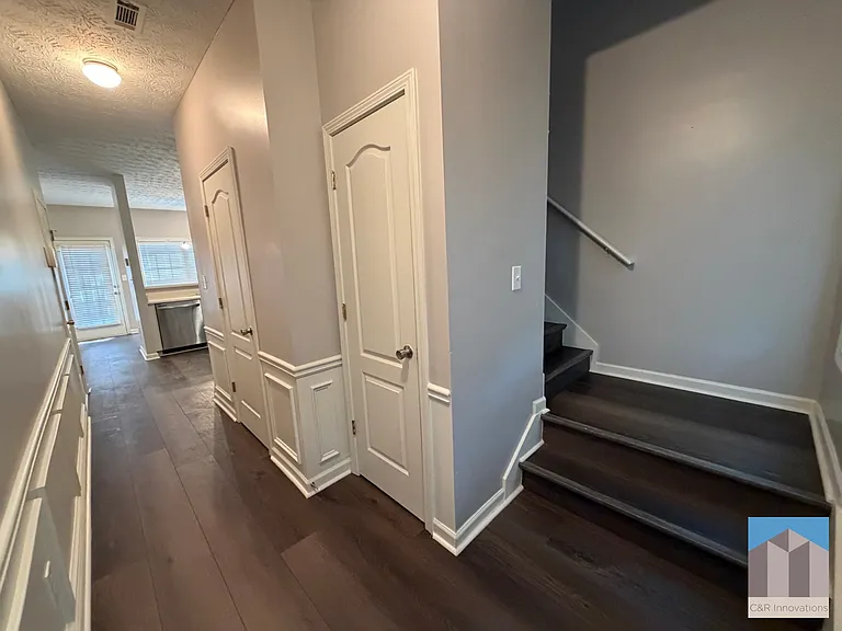 6671 Evans Trce — Photo 2