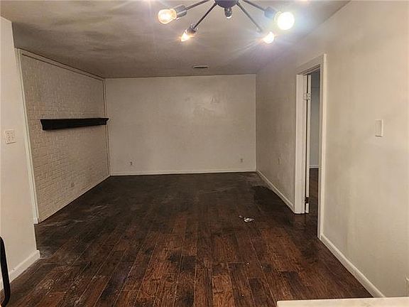 3rd image of 3751 Herald St