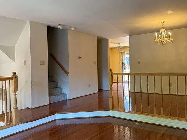 5976 Norham Dr — Photo 6
