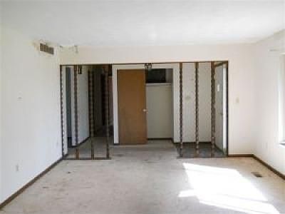 2nd image of 10313 Pleasant Plain Rd