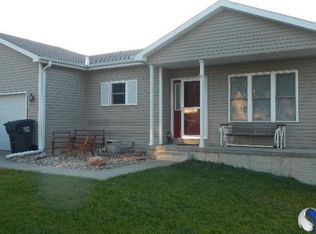 2628 SW 14th St, Lincoln, NE 68522