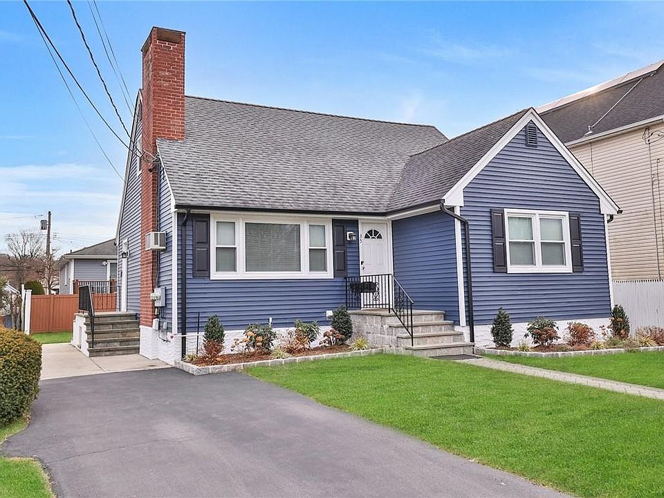 1st image of 35 Clinton Avenue