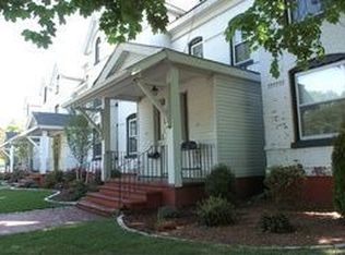 23B Lyman Rd, Northampton, MA 01060