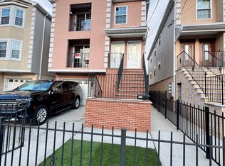 525 Broadway St #1A, Elizabethport, NJ 07206