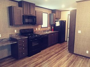 27 Fox Hound Ct, Grand Blanc, MI 48439