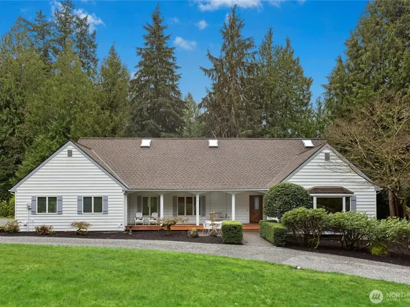 10235 Battle Point Drive NE, Bainbridge Island, WA 98110