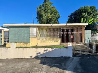 6th St, Bayamon, PR 00957