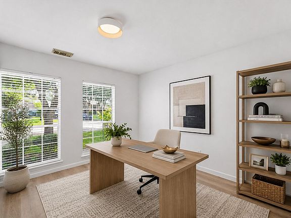 4th image of 4922 Blaisefield Ct