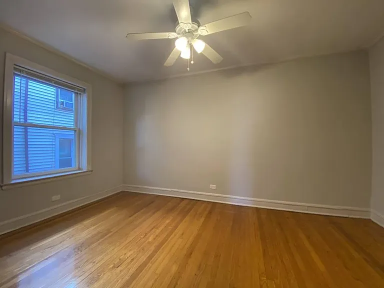 1261 W Argyle — Photo 10
