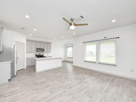 5th image of 7923 Cattleman Valley Dr