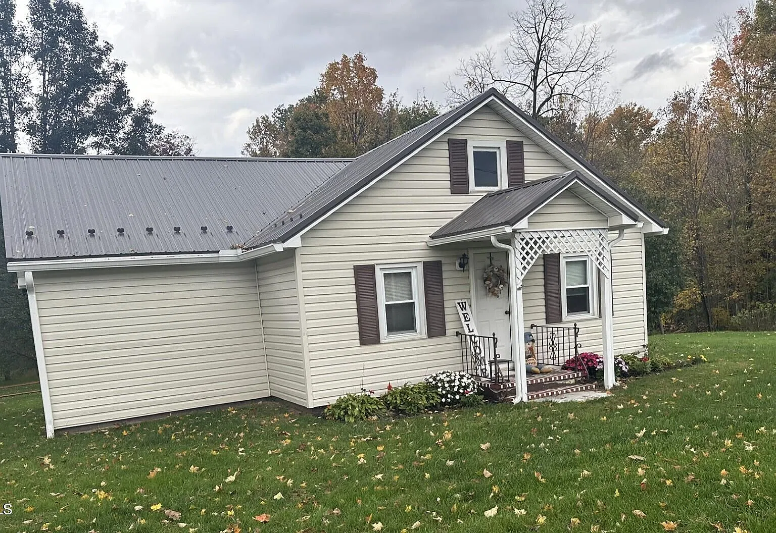 2 bed, 1008 sqft, $1,350 — Photo 1
