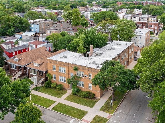 3rd image of 5401 W Le Moyne St #2