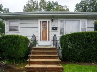 402 E 5th Ave, Roselle, NJ 07203