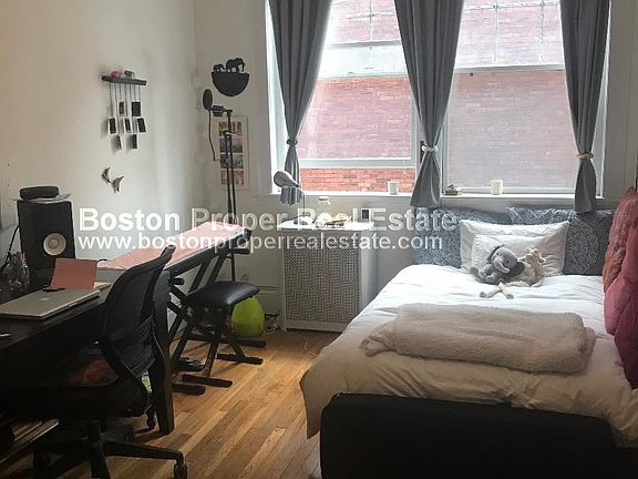282 Newbury #6 Boston - Back Bay Unit Photo 3