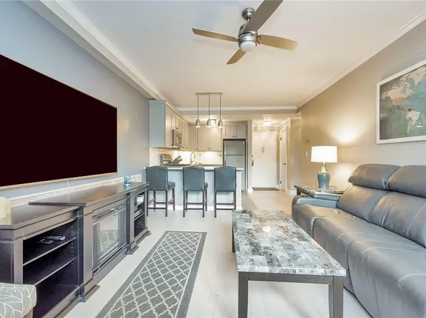2261 Palmer Avenue #1P, New Rochelle, NY 10801