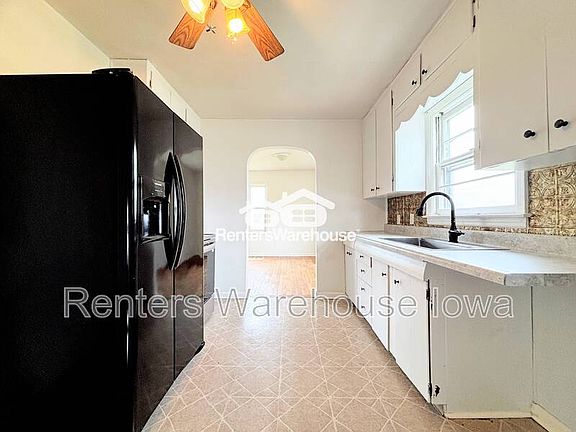 3rd image of 3287 Cumming Rd