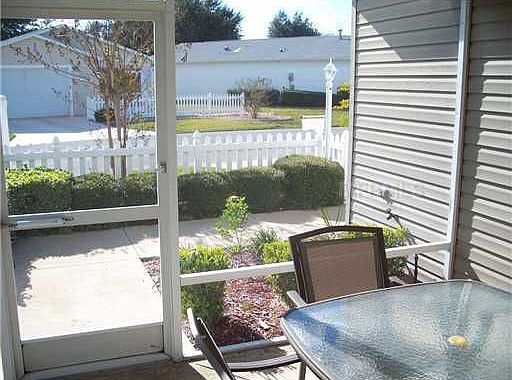 3rd image of 2625 Moncayo Ave