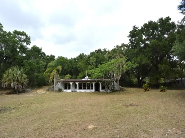 19200 Adirondack Ter, Dade City, FL 33523