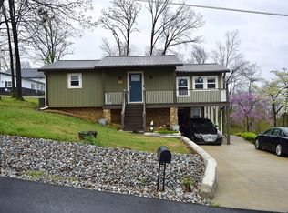 77 Concord Dr, Gilbertsville, KY 42044