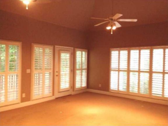 5th image of 600 Oak Alley Way