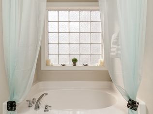 777 Century Dr, Cameron, NC 28326