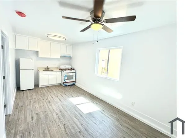 1819 E 111th St, Los Angeles, CA 90059