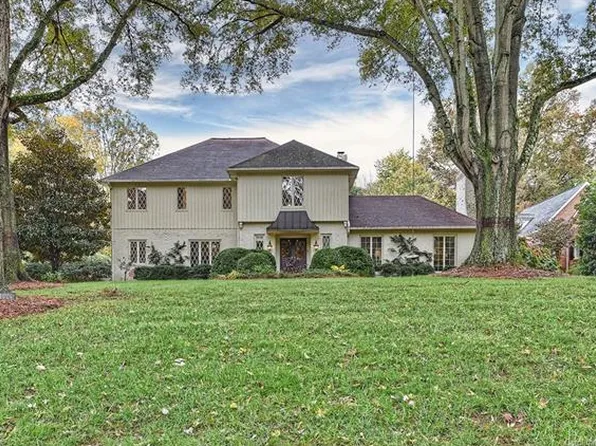 4024 Foxcroft Rd, Charlotte, NC 28211