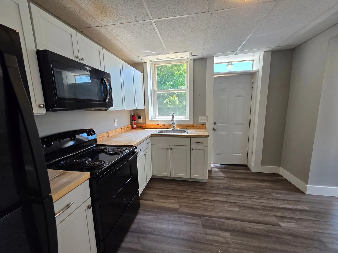 Spacious Efficancy Apartment for rent! — Photo 2