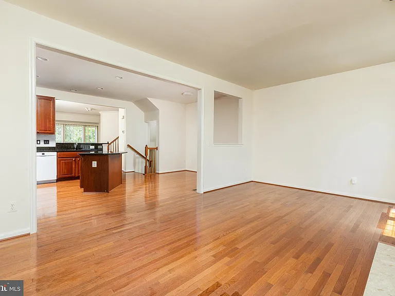 15969 Canada Goose Loop — Photo 9
