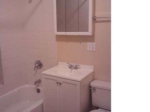 3rd image of 3537 W Jackson Blvd