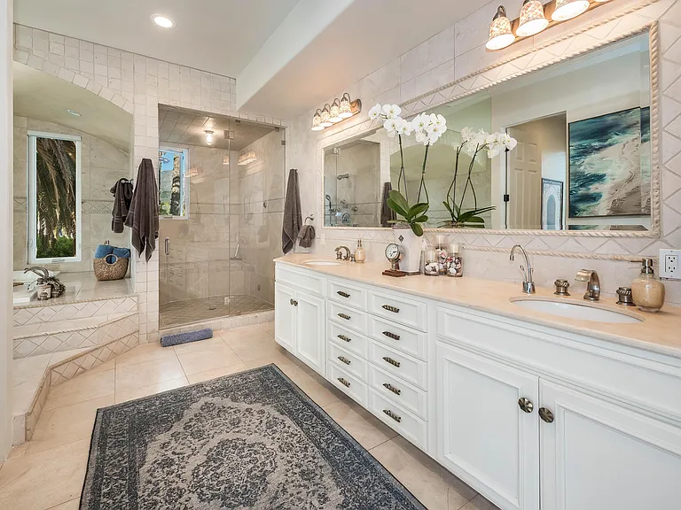 875 Sand Point Rd — Photo 13